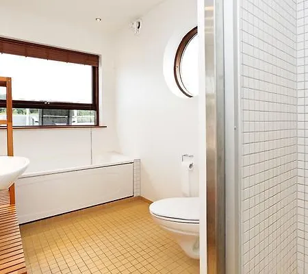 Three-bedroom Holiday In